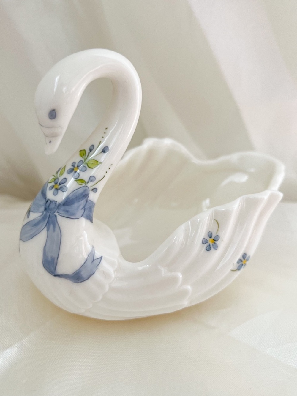 Vintage 1990 Hand Painted Petite Floral Swan Trinket Dish